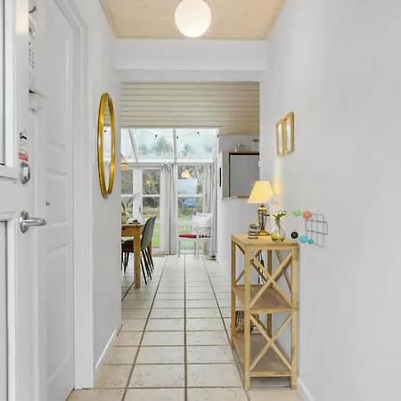 3 Bedroom In Holiday home